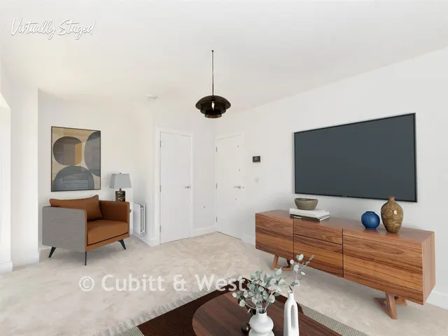 Buttercup Way, Temple Gate, RH15, photo 3