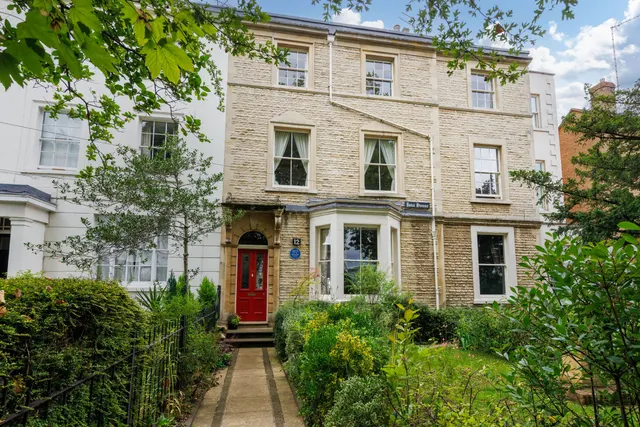 4 bedroom house, Willes Road, Leamington Spa, CV32