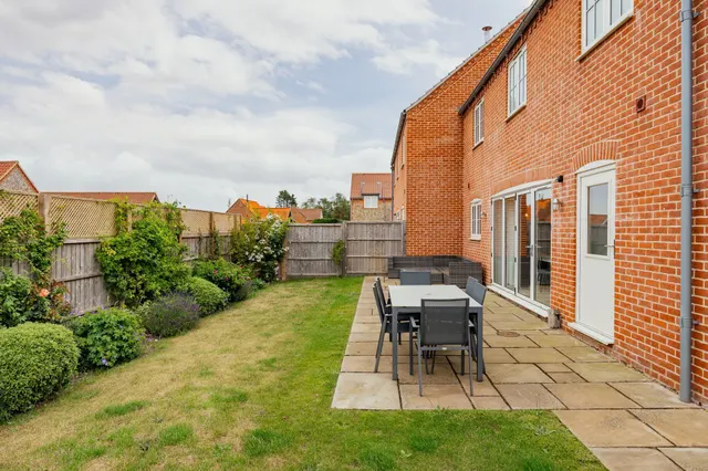 Modern Coastal Home in Brancaster, photo 3