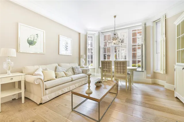 Photo 2 — Lincoln House, Basil Street, London, SW3