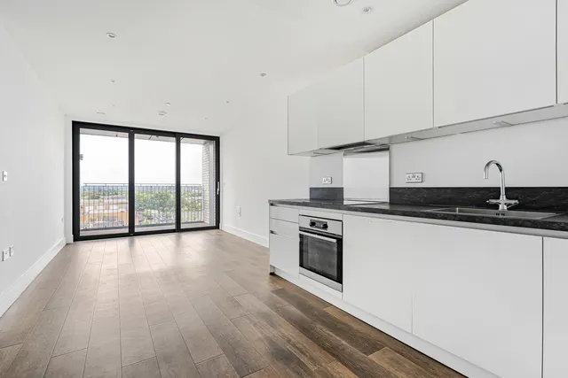 Mill Mead, Staines-upon-Thames, TW18, photo 3