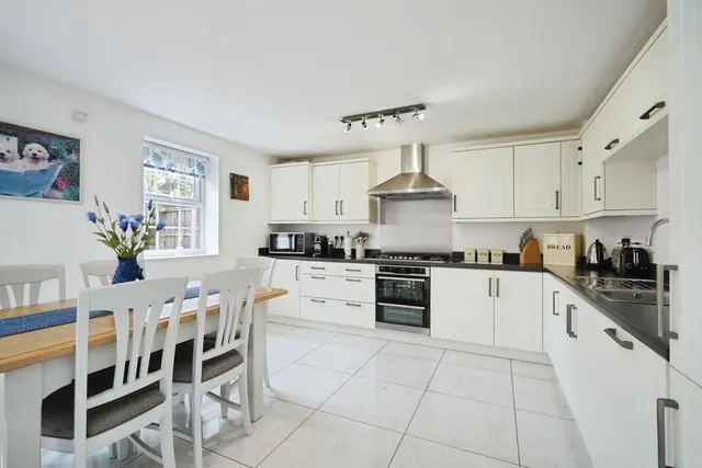 Pickerings Avenue, Measham, DE12, photo 2