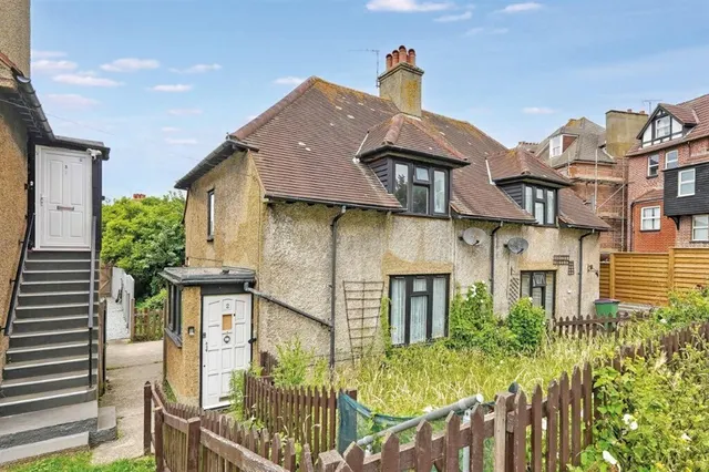 The Durlocks, Folkestone, CT19, photo 1