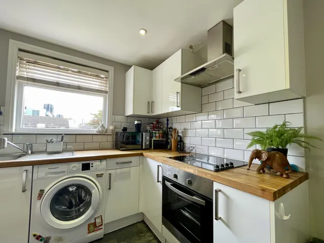 Clarendon Road, CR0, photo 1