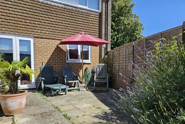 North Court Close, Rustington, BN16, photo 1