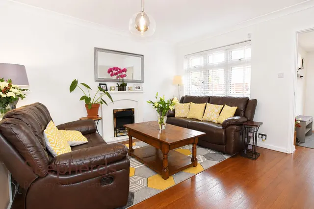 Fleming Close, West Cheshunt, EN7, photo 3