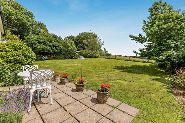 Photo 2 — Aveton Gifford, Kingsbridge, Devon, TQ7 4NE