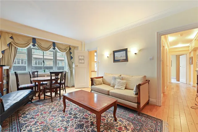 Vicarage Gate, Kensington, London, W8, photo 1