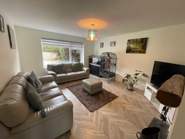 Totteridge Road, High Wycombe, HP13, photo 3