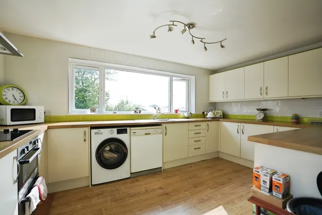 Celia Heights, Bodmin, PL31, photo 2