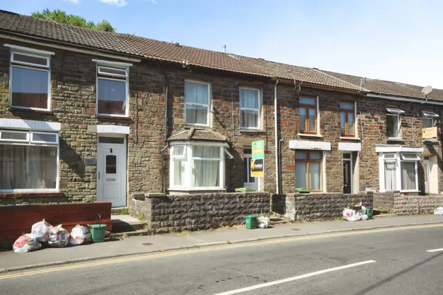 Wood Road, Pontypridd, CF37, photo 1