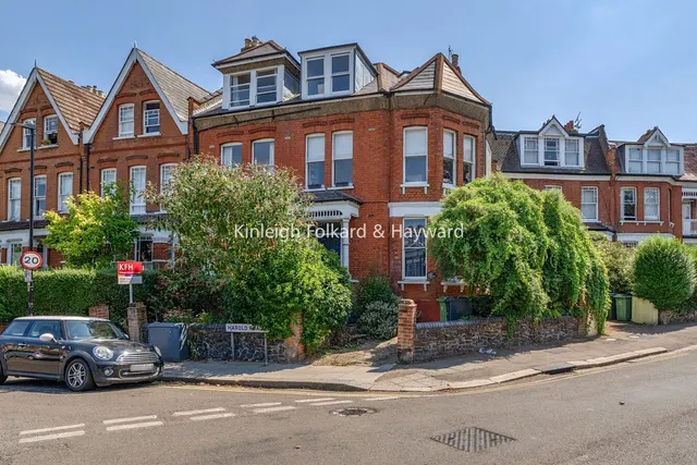Photo 2 — Harold Road, Crouch End, London, N8