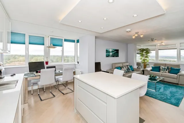 Bassett Avenue, Southampton, SO16, photo 3