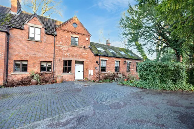 The Mews, Stanton Hall, DE7, photo 1