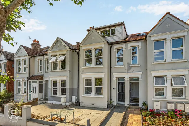 Manor Road, London, W13, photo 1