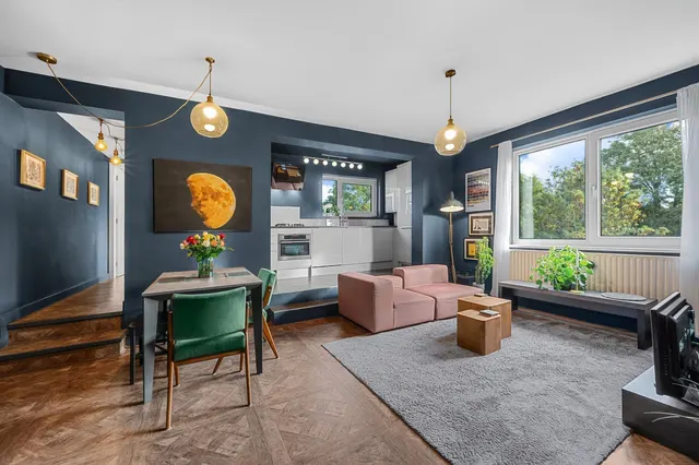 2 bedroom flat, Lee Road, Blackheath, SE3