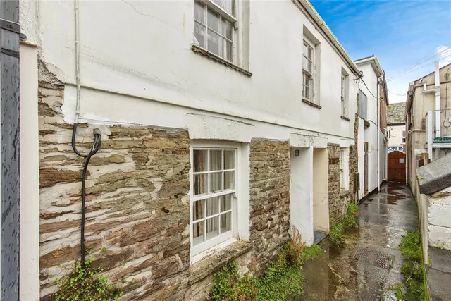 Lanadwell Street, Padstow, PL28, photo 1