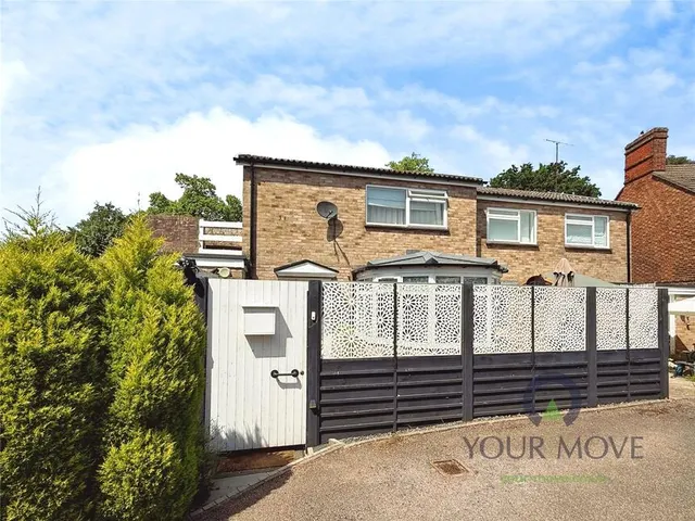 Bedford Road, Aspley Guise, MK17, photo 1