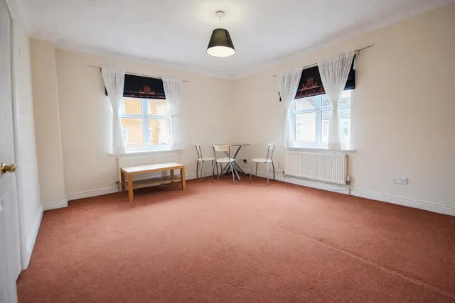Mary Rose Close, Grays, RM16, photo 2