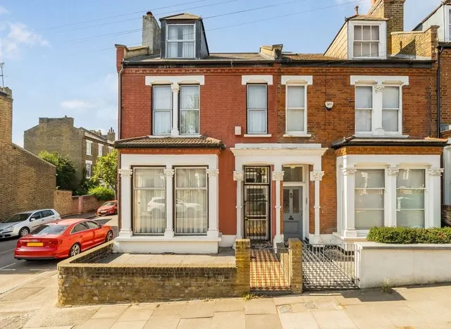 Prospero Road, Whitehall Park, N19, photo 1
