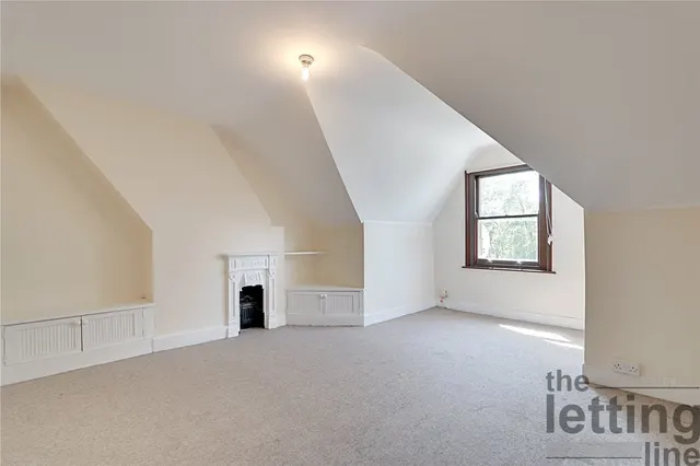 The Ridgeway, Enfield, Middlesex, EN2 8NX, photo 1