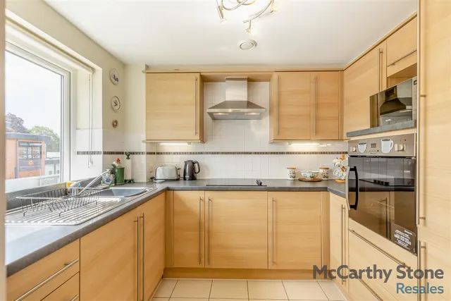 Marlborough Road, Cardiff, CF23, photo 3