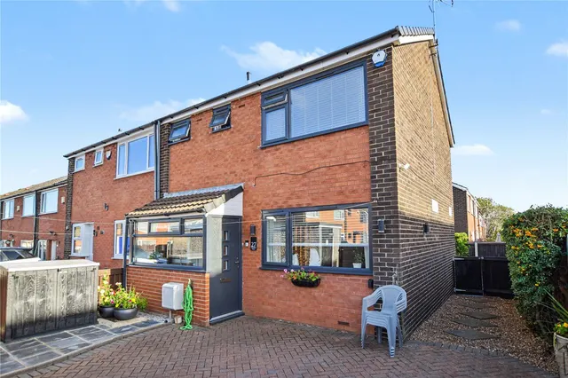Naburn Walk, Leeds, LS14, photo 1