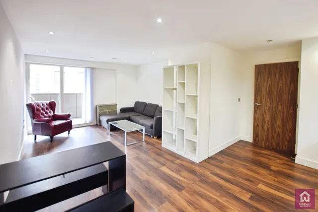 Cambridge Street, Southern Gateway, M1, photo 3