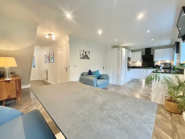 Anderton View, Stone, ST15, photo 3