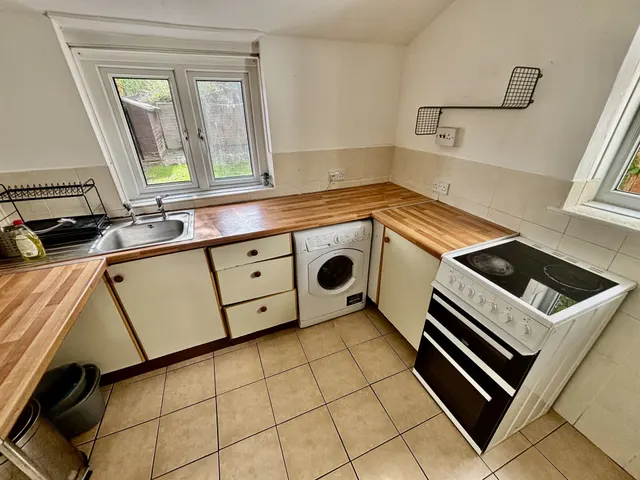 Rosebery Road, All Bills Included, BH5, photo 3