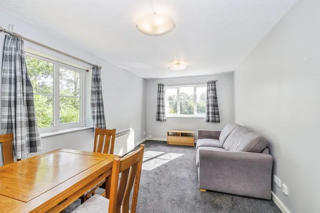 Gisburne Way, Watford, WD24, photo 3