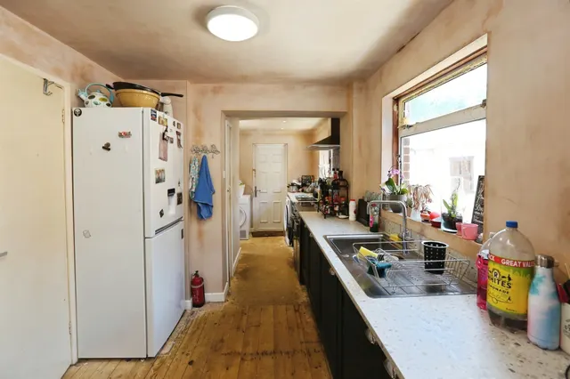 Pretoria Road, Hedge End, SO30, photo 3