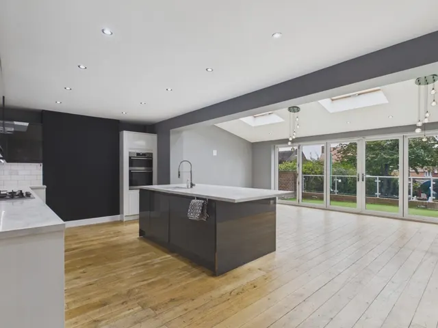 Braithwell Road, Maltby, S66, photo 2
