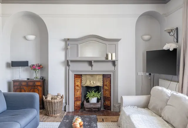 Photo 2 — Devonshire Place, Bath, BA2 4SW