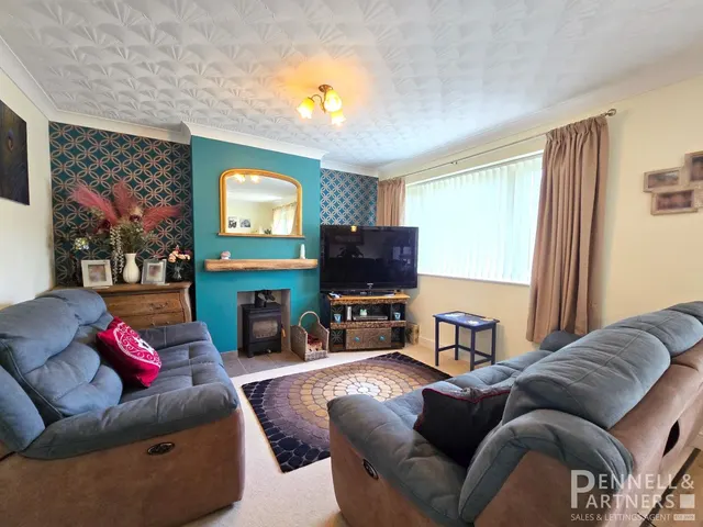 Woodhurst Road, Peterborough, photo 3
