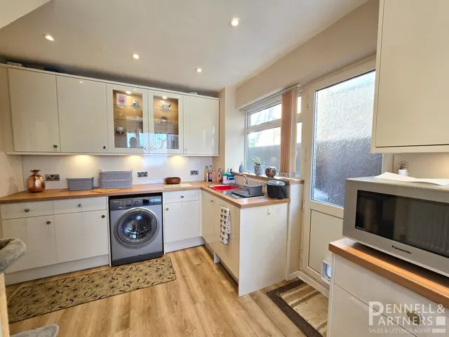 Woodhurst Road, Peterborough, photo 2