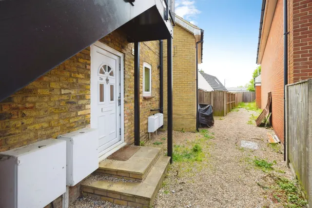 Photo 2 — Bentley Road, Willesborough, Ashford