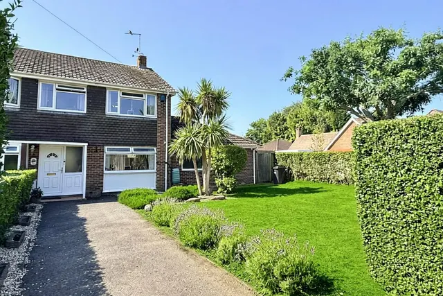 Hightown Road, Ringwood, BH24, photo 3