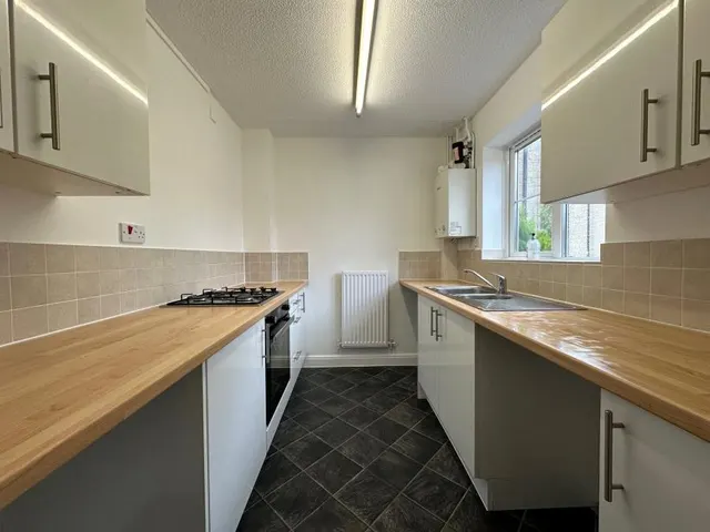 Couzens Close, Chipping Sodbury, BS37, photo 2