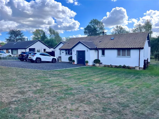 Hall Lane, Witnesham, IP6, photo 1