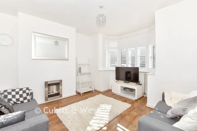 Hewett Road, Portsmouth, PO2, photo 2