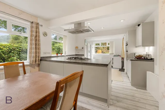 Oakleigh Avenue, Clayton, BD14, photo 2