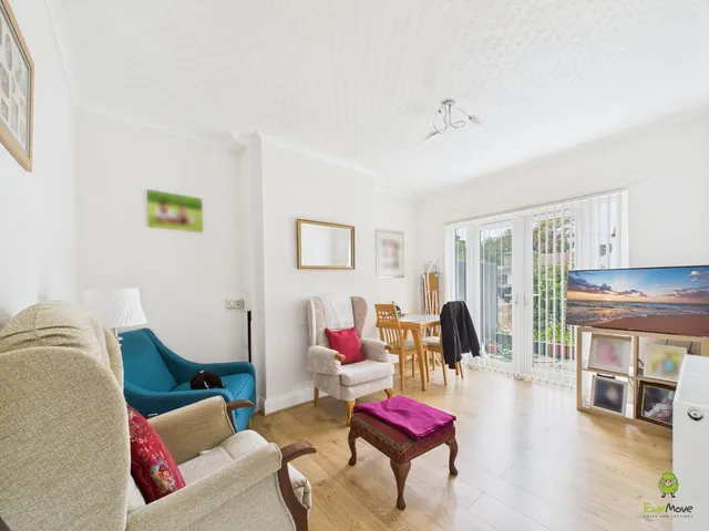 Holmhurst Road, Belvedere, DA17, photo 2