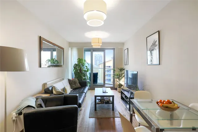 Photo 2 — Bridges Court Road, London