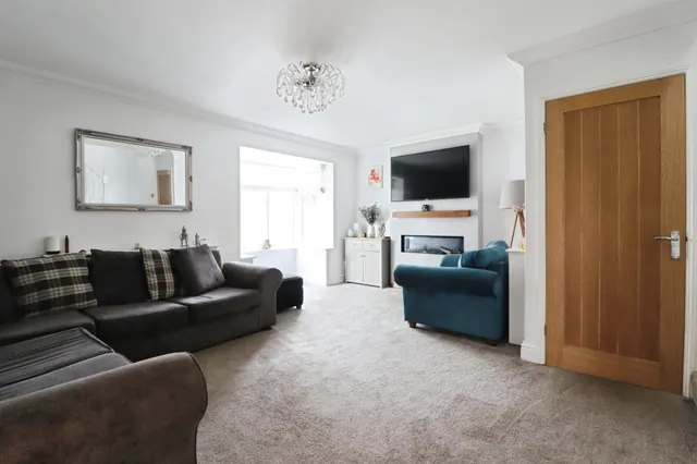 Harvest Close, Chelmsford, CM3, photo 2
