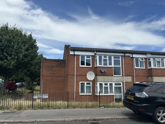 Albert Road, South Norwood, photo 1