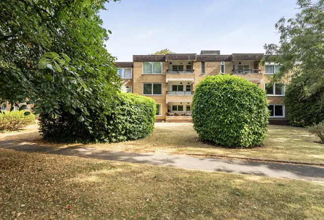 Photo 2 — Ashton, Bristol, Harford Drive, BS16 1NR
