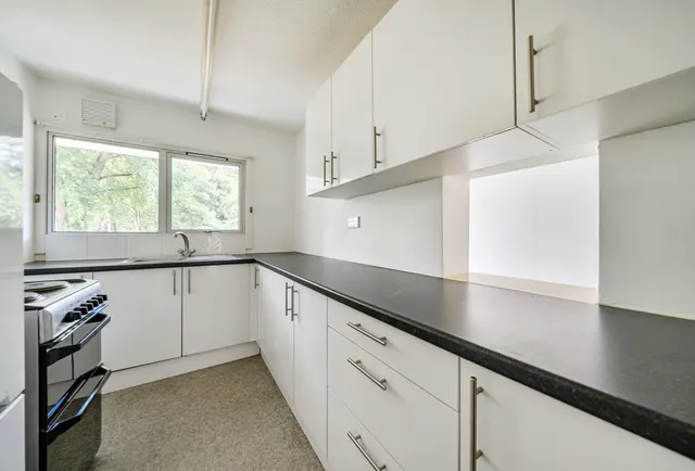 Photo 3 — Ashton, Bristol, Harford Drive, BS16 1NR