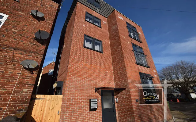 Canute Road, Southampton, SO14, photo 1