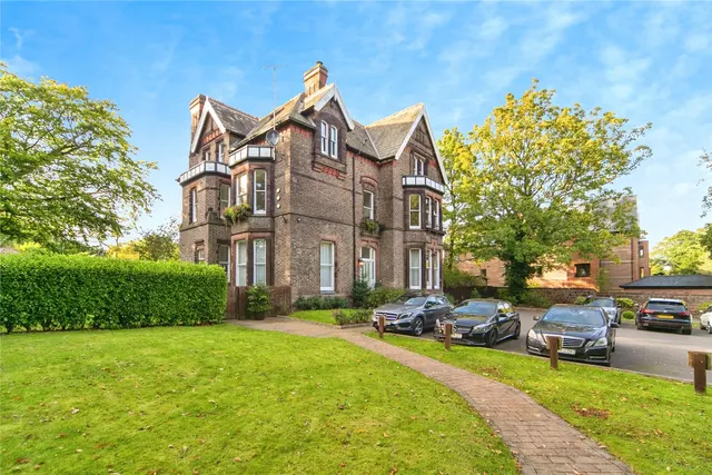 Lyndhurst Road, Mossley Hill, L18, photo 1